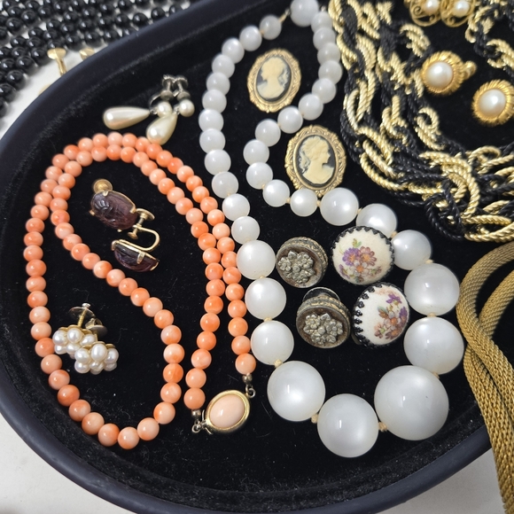 Sold - Picture 5 of 16